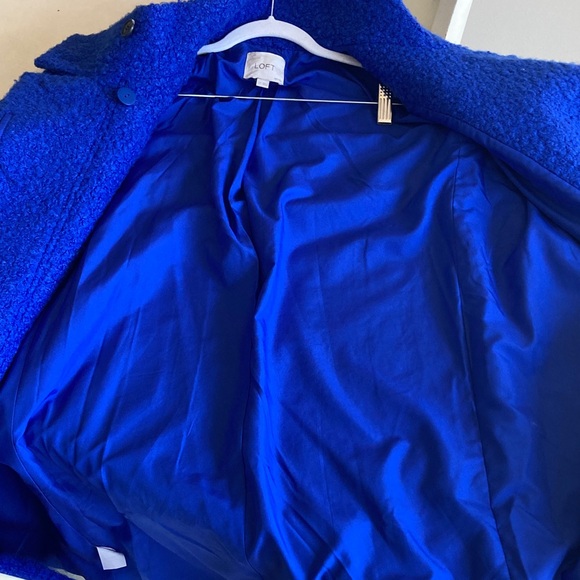 LOFT Curly Funnel Neck Coat. Cobalt. Size Large Petite - Picture 10 of 16